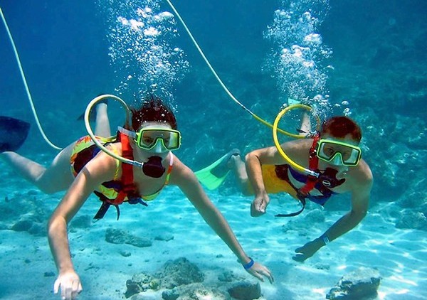 Snuba: A fun mix of scuba and snorkeling