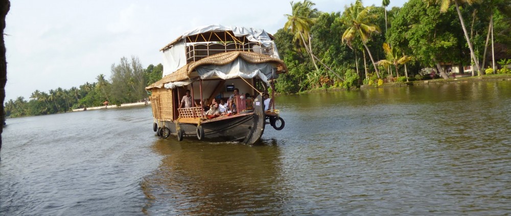 Kerala Tour Bangalore, Delhi